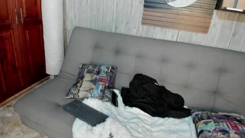 Snapshot of rose_077 chatting on 23, 6, 2026 Rose online show from 23, 6, 2026