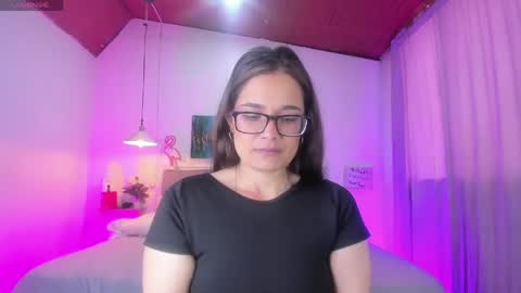 Rose  online show from 25, 4, 2026