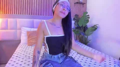 roseaurora online show from 27, 10, 2025