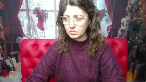 Snapshot of rosehille chatting on 12, 1, 2026 RoseHille online show from 12, 1, 2026