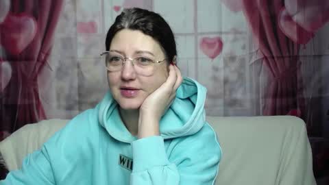 Snapshot of rosehille chatting on 8, 2, 2026 RoseHille online show from 8, 2, 2026