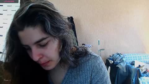 Snapshot of roselina_ chatting on 6, 4, 2026 Rose online show from 6, 4, 2026