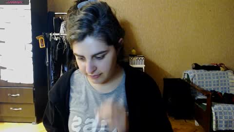 Snapshot of roselina_ chatting on 10, 4, 2026 Rose online show from 10, 4, 2026