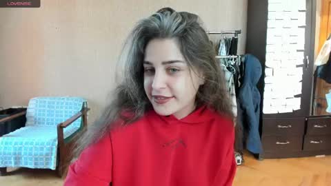 Snapshot of roselina_ chatting on 30, 4, 2026 Rose online show from 30, 4, 2026