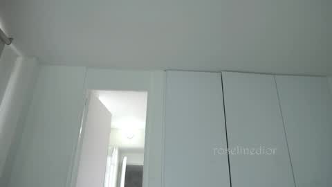 Lyla OF roselinedior online show from 10, 11, 2025