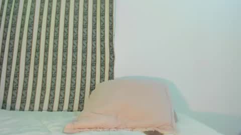 Snapshot of roselyn_caprice chatting on 29, 6, 2026 roselyn online show from 29, 6, 2026