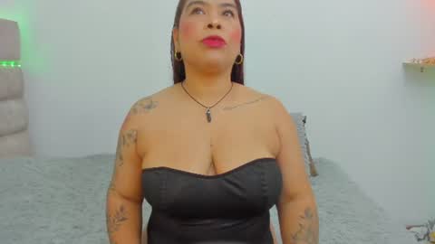 Snapshot of roselyn_caprice chatting on 21, 7, 2026 roselyn online show from 21, 7, 2026