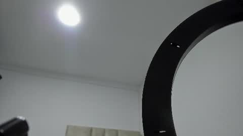 Snapshot of roselyn_caprice chatting on 3, 8, 2026 roselyn online show from 3, 8, 2026
