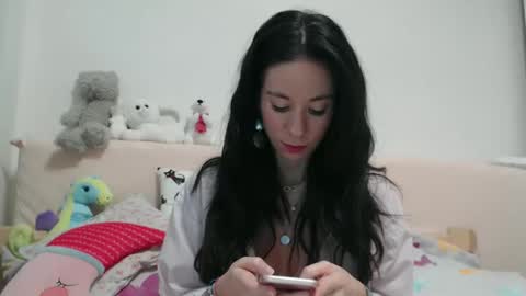 Snapshot of roselynsun chatting on 14, 1, 2025 Rose online show from 14, 1, 2025