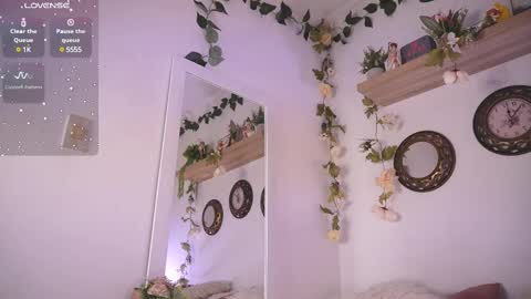 Snapshot of rosemary_rain chatting on 8, 3, 2025 Stephani online show from 8, 3, 2025