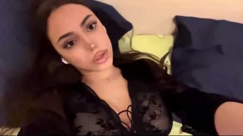 Mimi online show from 3, 12, 2025