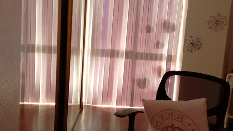 Snapshot of rosetaylorla chatting on 16, 1, 2025 Rose Taylor online show from 16, 1, 2025