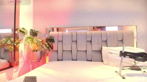 Rose online show from 5, 2, 2026