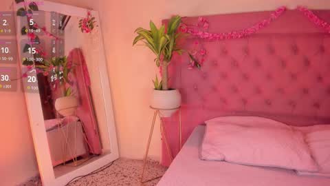   online show from 24, 9, 2025