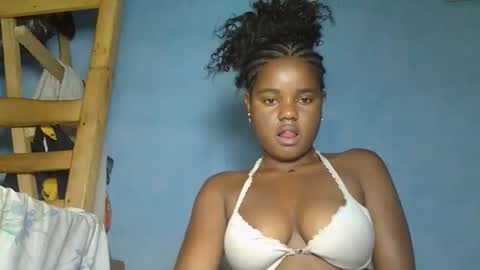 rosia22 online show from 4, 11, 2025