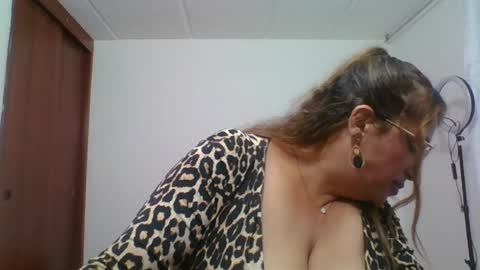 Snapshot of rossanalionheart chatting on 10, 12, 2024 Rossana  online show from 10, 12, 2024