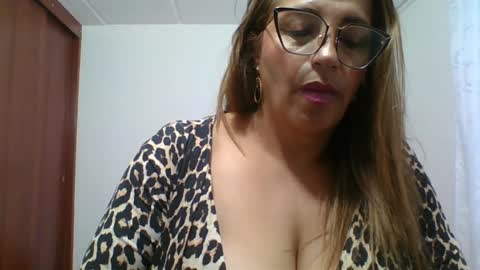 Snapshot of rossanalionheart chatting on 2, 1, 2025 Rossana  online show from 2, 1, 2025