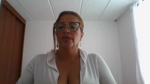 Snapshot of rossanalionheart chatting on 6, 1, 2025 Rossana  online show from 6, 1, 2025