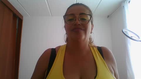 Snapshot of rossanalionheart chatting on 2, 2, 2025 Rossana  online show from 2, 2, 2025