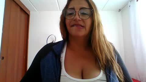 Snapshot of rossanalionheart chatting on 2, 3, 2025 Rossana  online show from 2, 3, 2025
