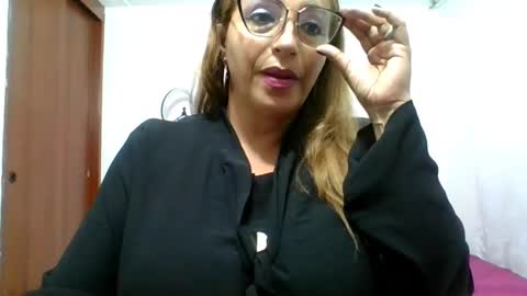 Snapshot of rossanalionheart chatting on 4, 3, 2025 Rossana  online show from 4, 3, 2025