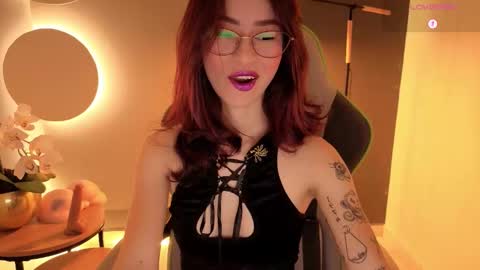 Miss Rosse online show from 3, 2, 2026