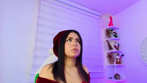   online show from 1, 12, 2025