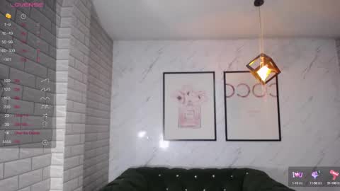 rosse jeane v online show from 17, 2, 2025