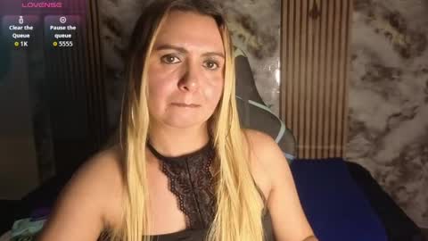 Snapshot of rosse_meyer chatting on 8, 6, 2026 MY NAME IS ROSSE online show from 8, 6, 2026