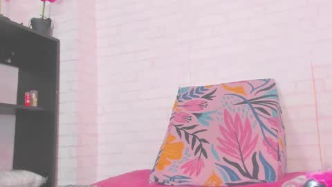 Snapshot of rosse_thompson11 chatting on 13, 1, 2025 rosse_thompson11 online show from 13, 1, 2025