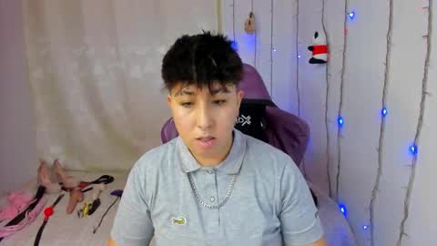 ROSSE DEMOND  online show from 22, 3, 2026