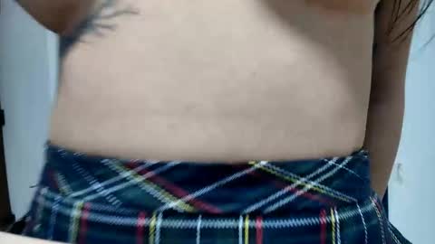 Snapshot of rossem197 chatting on 27, 10, 2025 rossem197 online show from 27, 10, 2025