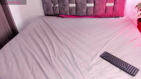 Im Ross   online show from 11, 3, 2026