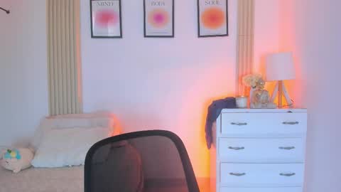 rossy_x online show from 7, 3, 2026