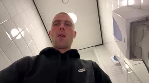 rotteei1 online show from 20, 10, 2025