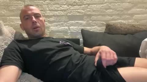 rotteei1 online show from 12, 4, 2026