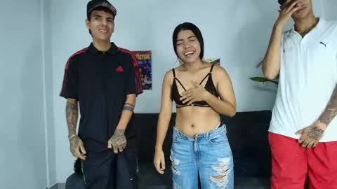 rough_roomx online show from 22, 4, 2026