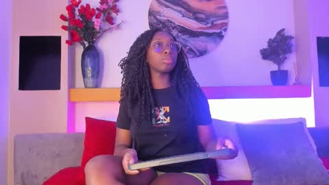 rouselux online show from 9, 3, 2026