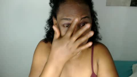 Snapshot of roushlove chatting on 1, 7, 2026 luxa online show from 1, 7, 2026