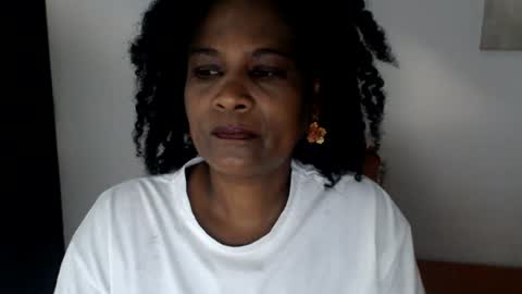 Snapshot of roushlove chatting on 8, 7, 2026 luxa online show from 8, 7, 2026