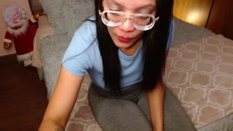 Rouss marie henao  online show from 4, 1, 2025