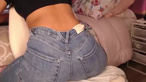 Rouss marie henao  online show from 23, 3, 2026