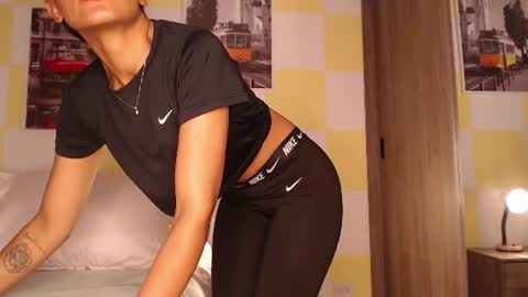 Rouss marie henao  online show from 26, 6, 2026