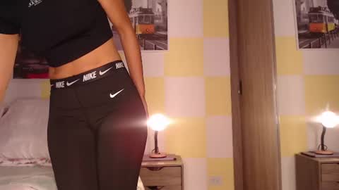 Rouss marie henao  online show from 30, 6, 2026