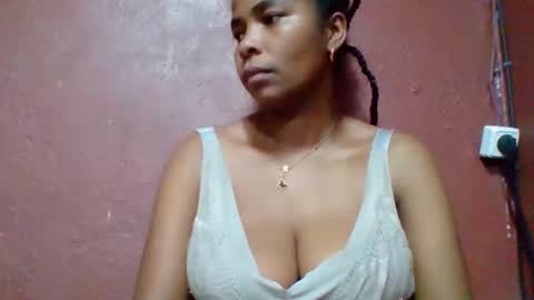 rovaelyah online show from 28, 3, 2026