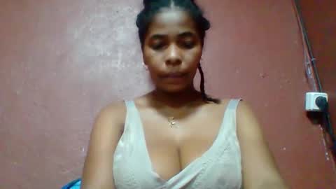 rovaelyah online show from 29, 3, 2026