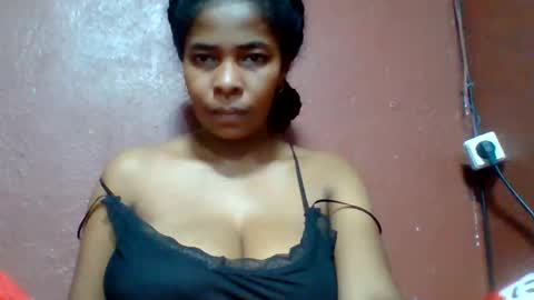 rovaelyah online show from 25, 4, 2026