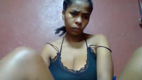 rovaelyah online show from 6, 5, 2026
