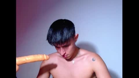 rowanboy23 online show from 1, 7, 2026