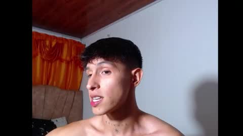 rowanboy23 online show from 26, 7, 2026